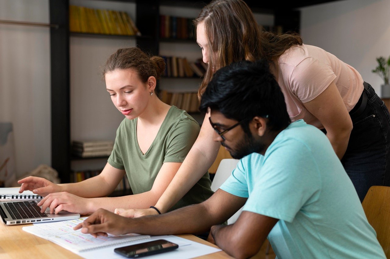 How to Apply Through UCAS Clearing 2025 | Step-by-Step Guide