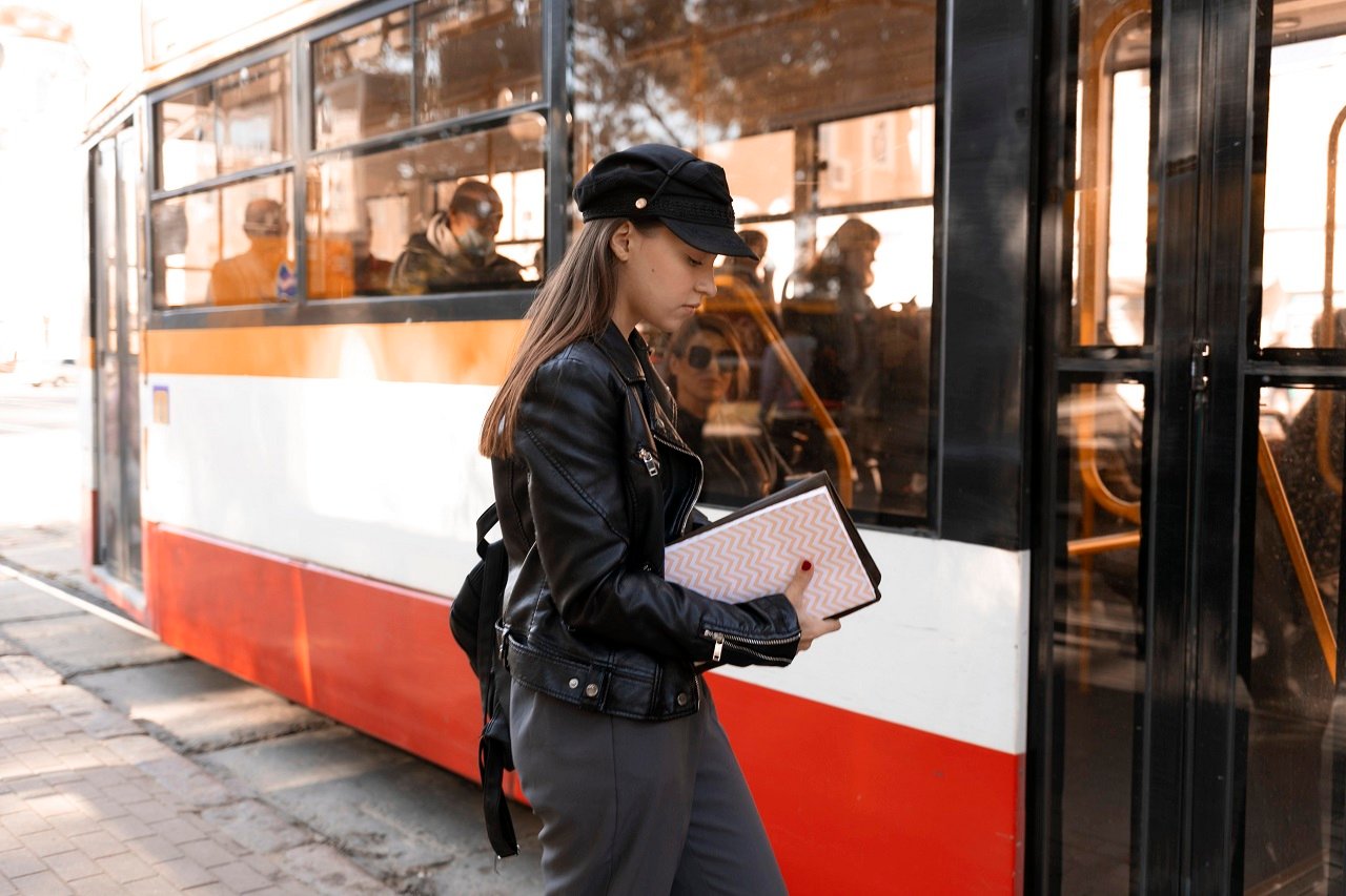 How to Navigate Public Transport in Preston Like a Local