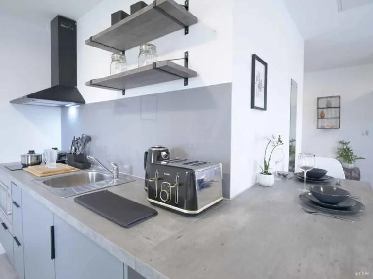 Rhodium Plus Studio - Urban Hub (2)