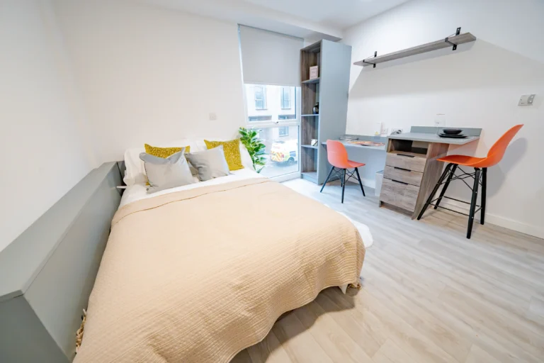 Silver studio - Urban Hub (14)